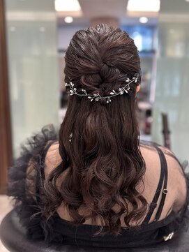 アピッシュ ギンザ(apish ginza) 浅子小百合/結婚式ハーフアップアレンジ