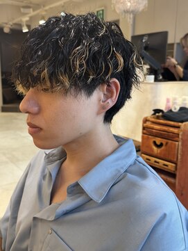 キャンバス バイ ネオリーブ 横浜西口(Canvas by neo.) 横浜★シャドウパーマメンズスパイラル