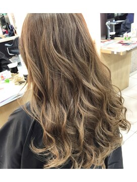 キャパ 秦野(CAPA) ハイライト ベージュ ミルクティー