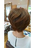 stylist井田 つくるオシャレママさん必見ノームコアショートボブ
