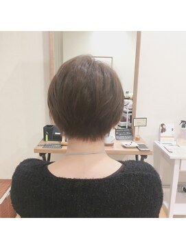 ベル 東十条(Belu) 素敵女性はクールかわいいショートで♪【美容室Belu東十条店】