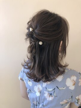 ヘアアンドメイクジップ恵比寿 (Hair＆Make ZIP) ミディアム外ハネハーフアップ　ヘアセット