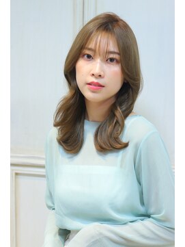 フォルテ 中田店 大人かわいいくびれスタイル