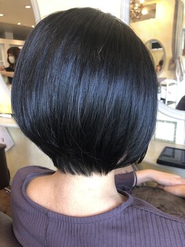 ラ ブリエ 成田公津の杜(La briller) 丸みショートボブ