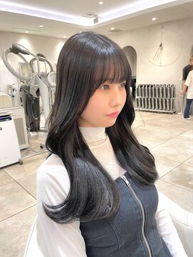 ザックラフィネ(ZACC raffine) 結んだ時も可愛いお顔まわり