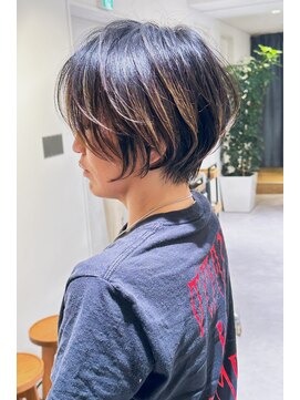 バンプ ギンザ(BUMP GINZA) 前下がりショートボブ×ハイライト×透明感カラー【NAYUMI】