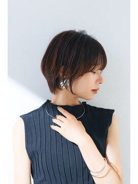 エイチツーオーアヴェダ 渋谷ヒカリエＳｈｉｎＱｓ店 クロードモネＨ２Ｏアヴェダ 40代大人ショートボブ/渋谷/渋谷駅