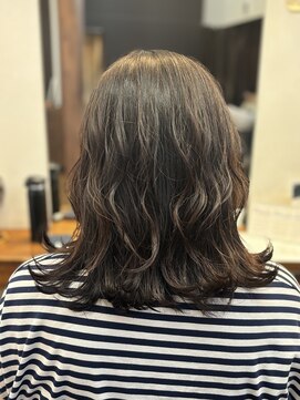 ココデメル(Coco de mer) 自然にまとまるミディアムスタイル