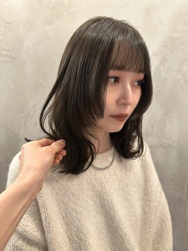 リリアーナ(LILIANA) 池袋 イルミナカラー 透明感 フェイスレイヤー グレージュ♪