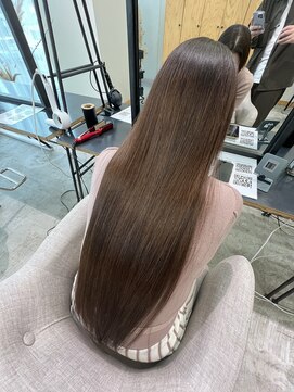 ラヴィエ(RAVIE) 【半田・髪質改善】縮毛矯正/トリートメント/マンツーマン