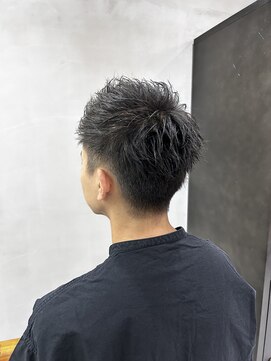 フェリア 松山(Feria) スパイキーショート　深田和也