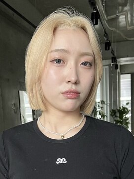 スリバー(sliver) ブリーチハイライト髪質改善ダブルカラーレイヤーカット