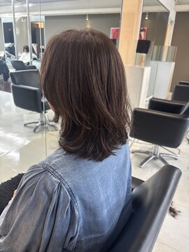 シャンプーボーイエイムス(SHAMPOO BOY aims) 大人ふんわりレイヤースタイル