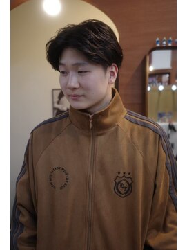 エディ(Edy) メンズニュアンスパーマケアパーマ刈り上げ韓国ヘア眉毛カット