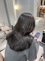 エンノア 池袋(ENNOA)&nbsp;つやっつやのオリーブグレージュ♪[近藤]