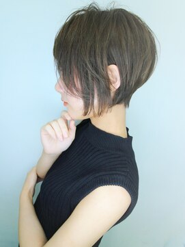 ラウンジ モリオ イケブクロ(Lounge MORIO Ikebukuro) 【morio池袋】 女性らしい前下がり透け感ショート