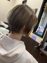 ピックアップ(ｐｉｃｋ ｕｐ)&nbsp;美シルエットショート/ 白髪ぼかし