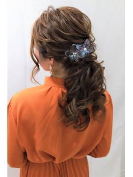 ビューティーサロンラエラ(Beauty salon laera) ゆるふわポニーテール