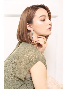 クラッチ ユニ(CLUTCH uni) くびれミディナチュラルワンカールボブd8