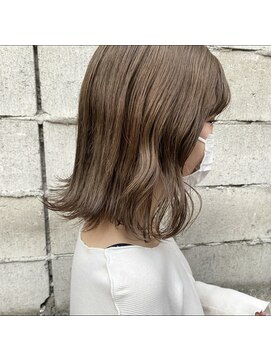 モフルディック(Mof Ludique) beige