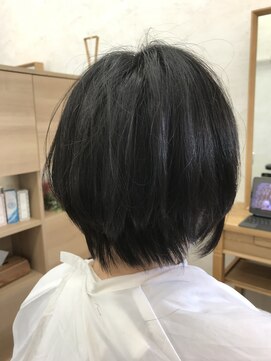 ガーベラ(gerbera) ふんわりボブマッシュ