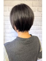 ハピネス クローバー 学園前店(Happiness CLOVER)&nbsp;丸みショート/前髪/顔周りカット/透明感/20代30代40代50代
