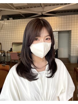 ヨイク(YOIKU) レイヤーカット×ラベンダーグレージュ