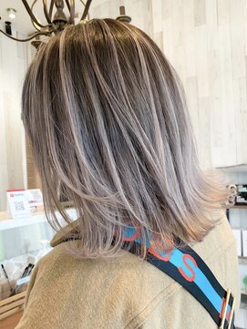 リード バイ ラグーン(LEAD by LAGOON) ミルクティーベージュダブルカラーハイライトバレイヤージュ