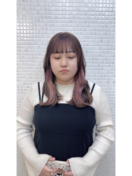 アズーア ヘアーアンドスパ(azure hair&spa) ラベンダーピンク／ブリーチ1~2／横浜／イヤリングカラー
