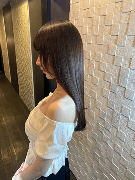 フィン(fin) ロングヘア　腰上