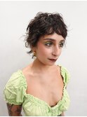 黒髪ショートパーマ