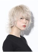 ウルフカット/韓国/くびれウルフ/顔周りカット/ホワイトカラー