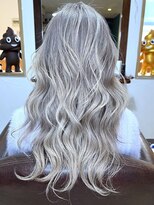 ブレイズヘアー(BLAZEhair) ホワイトミルクティグレージュ×ブリーチ3回×黒染め落とし