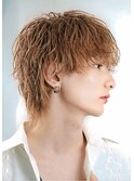 ラウンドマッシュウルフシャドウパーマツイスパフェザーショート