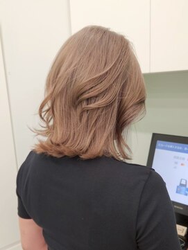 エニフォーイーストハム(Eni for eastham) ブラウンベージュ×ミディアムレイヤー