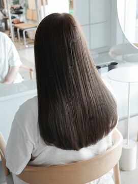 シキ 渋谷(siki) ハイトーン/ブリーチ/レイヤーカット/シアーカラー/渋谷/原宿