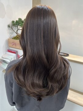 ビビバイベル(BiVi by BHEL) 桑名ロングレイヤーカットハッシュカット透明感カラー重めロング