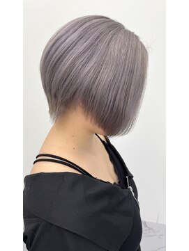 エゴル ナゴヤサカエ(ENGOL NAGOYA SAKAE) 新美蓮/グレージュ/シルバー/ハイトーン