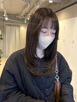 エレノア 藤沢(Eleanor)&nbsp;ロングの顔まわりレイヤー