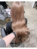 シリー(Silly)&nbsp;１回のブリーチで出来るミルクティーブラウン