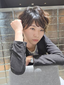 バイエイト(X8) 【ボーイッシュになりすぎない】コンパクト小顔ショート『小川』