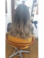 ビューティーサロンフレンド 美里店&nbsp;ベージュ系グラデーションカラー