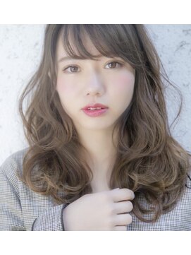 ロンド ストラーダ 心斎橋(Lond strada) セクションカラーペールベージュ