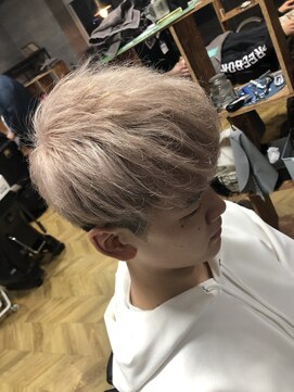 ザ ハレ 問屋町店(THE HALE'S) ミルクティーカラー