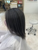 アプリバイリアン 浦和2号店(appri by Rien)&nbsp;コントラストハイライト/切りっぱなしボブ