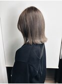 切りっぱなしボブ×ハイライト/ダブルカラー白髪ぼかし