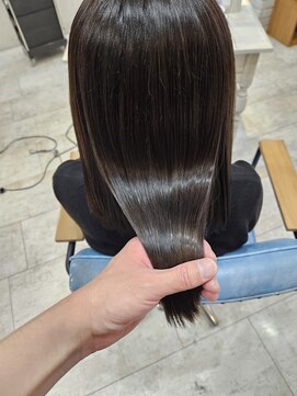 アルーシェ 心斎橋(Alushe) 髪質改善とヘアカラーは相性抜群!!【心斎橋 難波 なんば】