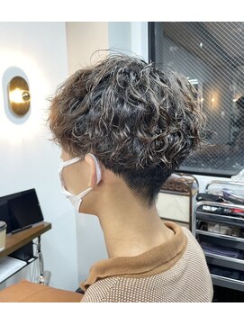 アフロディーテギンザ 神保町(APHRODITE GINZA) アッシュブラック/カルマパーマ［御茶ノ水/神保町］