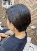 ショートボブ