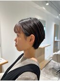 マッシュショートシースルーバング黒髪スタイル